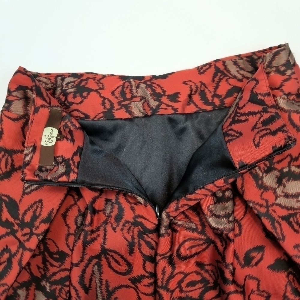 Eva Franco red black floral print bubble hem lined mini skirt size 4 - Picture 7 of 9